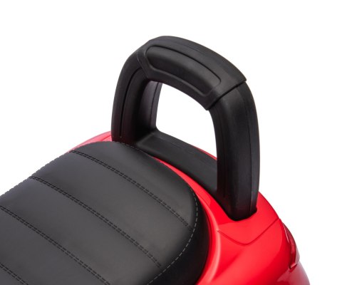 Jeździk dla dzieci MERCEDES C-Class S Red Milly Mally Jeździk dla dzieci MERCEDES C-Class S Red Milly Mally