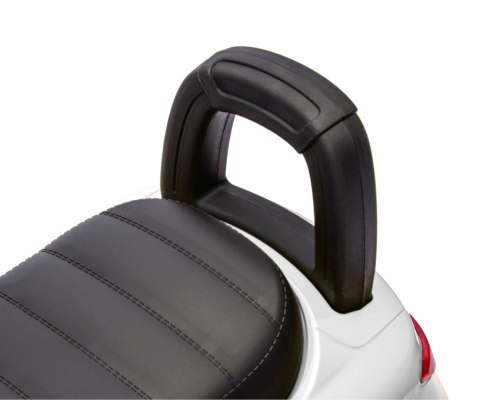 Jeździk dla dzieci MERCEDES C-Class S White Milly Mally Jeździk dla dzieci MERCEDES C-Class S White Milly Mally