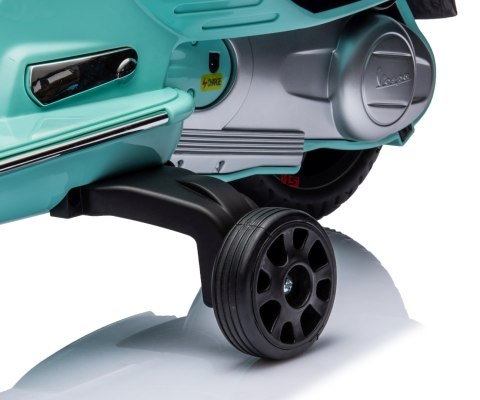 Milly Mally Jeździk na akumulator Vespa GTS Super Mint Milly Mally Jeździk na akumulator Vespa GTS Super Mint