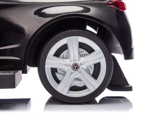 Jeździk z rączką MERCEDES C-Class Black Milly Mally Jeździk z rączką MERCEDES C-Class Black Milly Mally