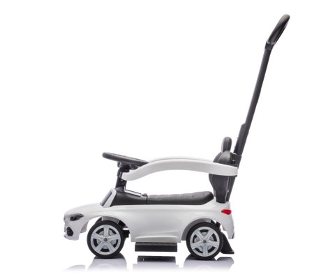 Jeździk z rączką MERCEDES C-Class White Milly Mally Jeździk z rączką MERCEDES C-Class White Milly Mally