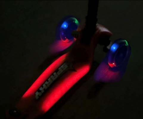 Hulajnoga trójkołowa balansowa Scooter Sparky Red Milly Mally Hulajnoga trójkołowa balansowa Scooter Sparky Red Milly Mally