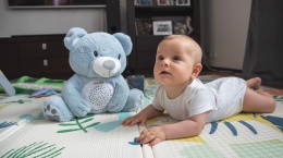 Milly Mally Plush Toy with Projector Noisemaker Milly Bear Blue