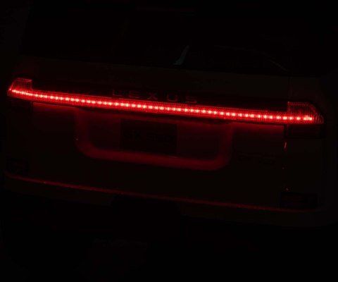 Milly Mally Pojazd na akumulator Lexus GX550 White